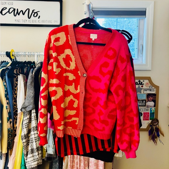 Dee Elly Leopard Knit Cardigan - Picture 2 of 4